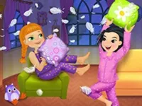 https://a8play.com/game/crazy-pillow-fight-sleepover-party